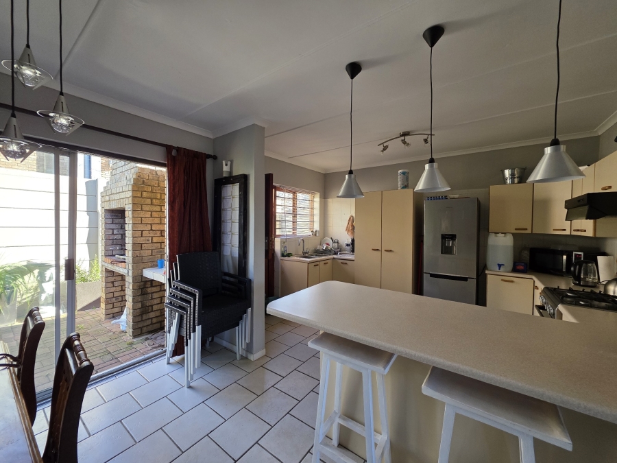 2 Bedroom Property for Sale in Jeffreys Bay Central Eastern Cape